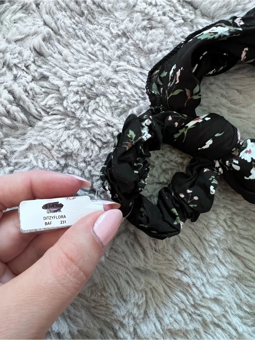 NWT Ponytail Scarf